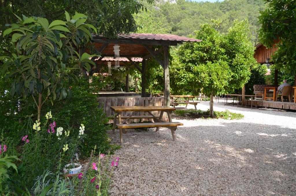 Olympos Yakamoz Pansiyon エクステリア 写真
